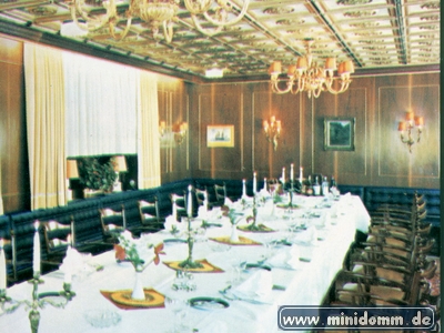 minidomm restaurant